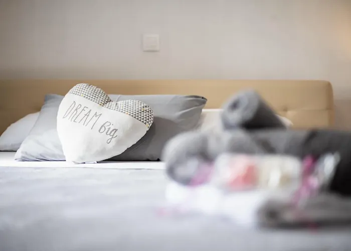 Four Points Apartman Vir