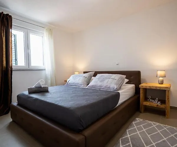 Apartman Four Points Vir