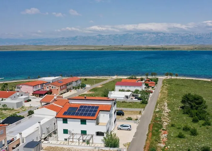 Four Points Apartman *