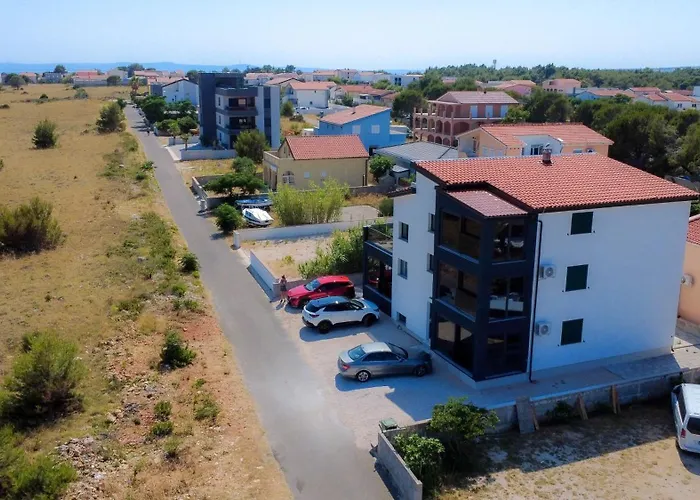 Four Points Apartman Vir