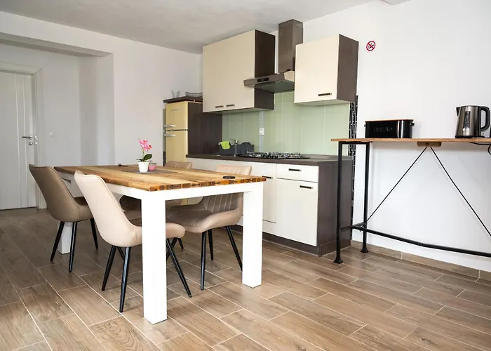 Apartman Four Points *