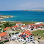 Four Points Διαμέρισμα Vir