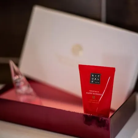 Four Points Apartment