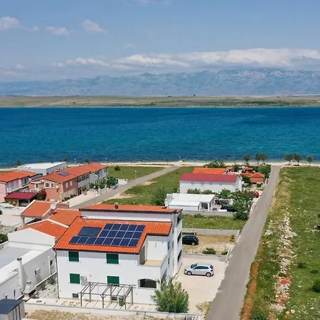 Four Points Apartment *