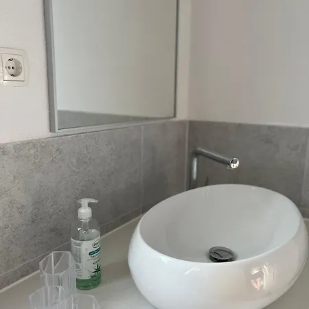 Apartment Four Points Vir