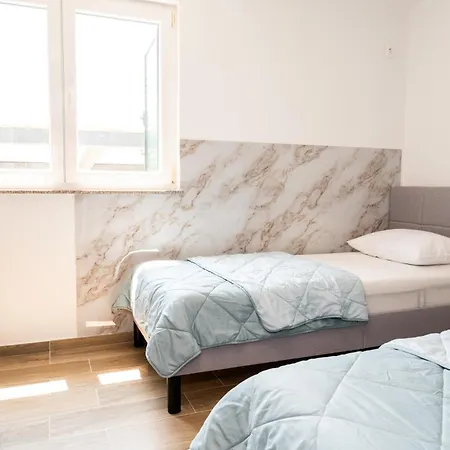 Four Points Apartman