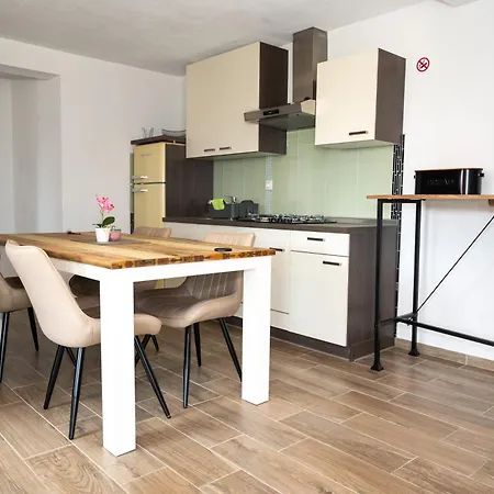 Apartment Four Points *
