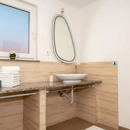 Apartman Four Points