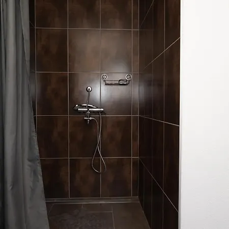 Apartment Four Points