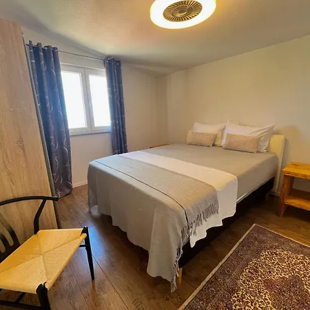 Apartman Four Points *