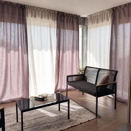 Four Points Apartment *